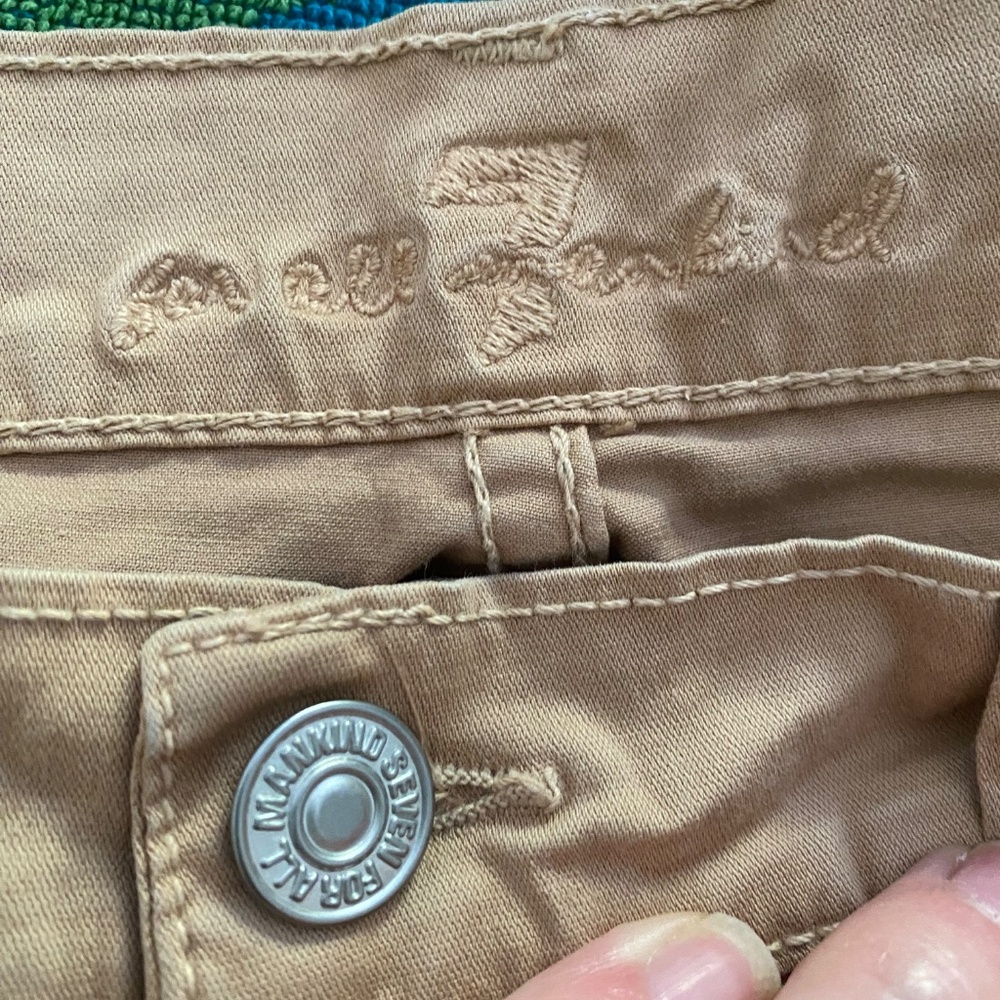 7 for all mankind crop pant - Picture 3 of 5